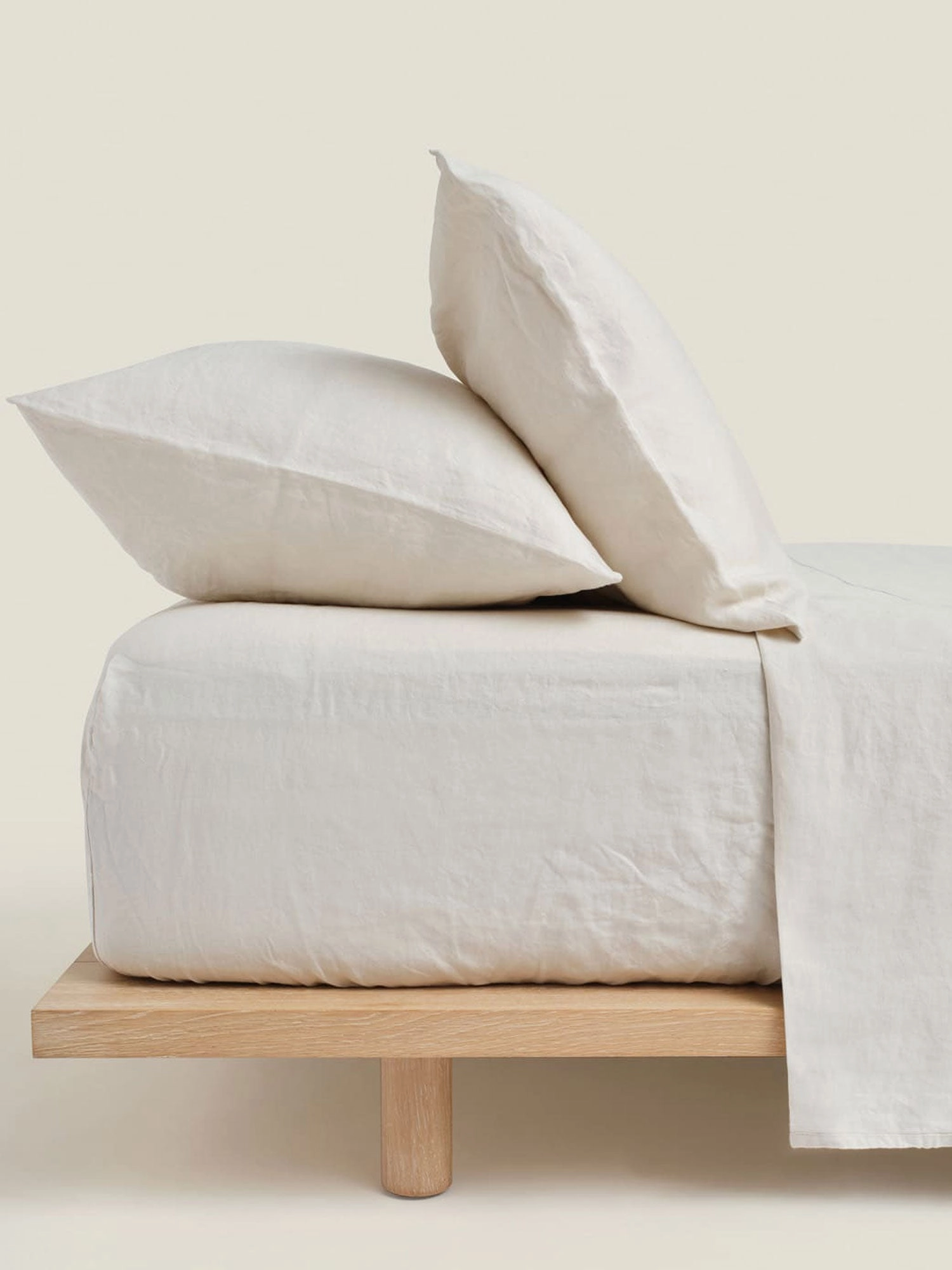 100% Linen Pillowcase Set (of two) in Cream