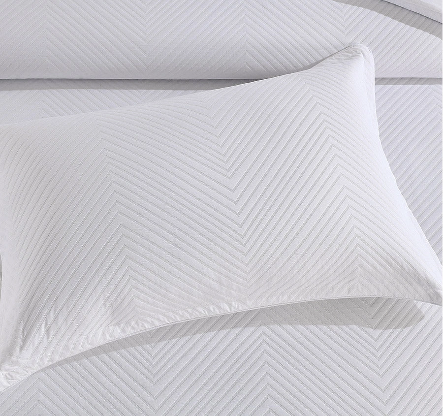 Atlantis Quilt Cover Set Range White