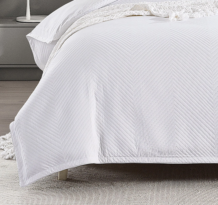 Atlantis Quilt Cover Set Range White
