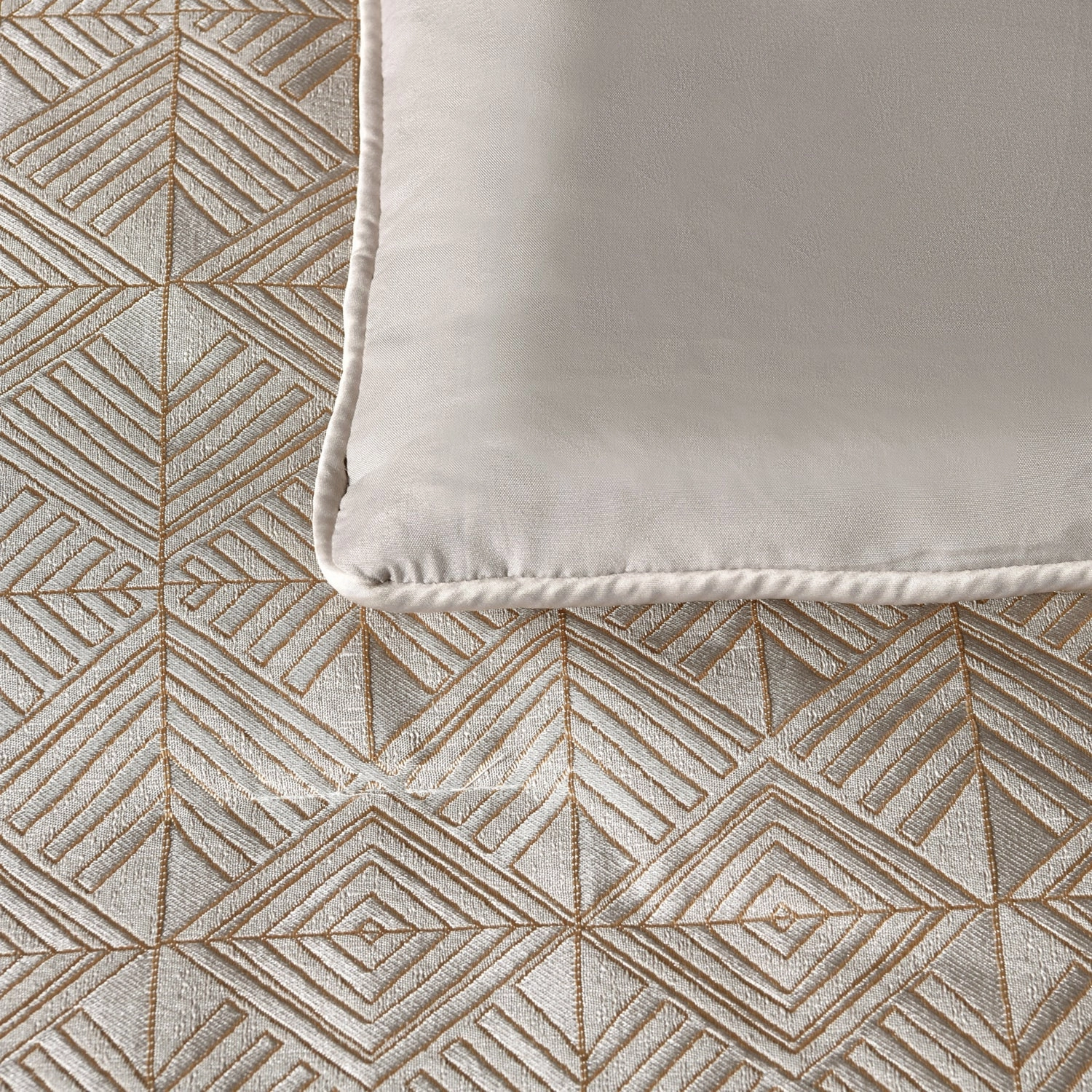Bellagio Comforter Set Gold