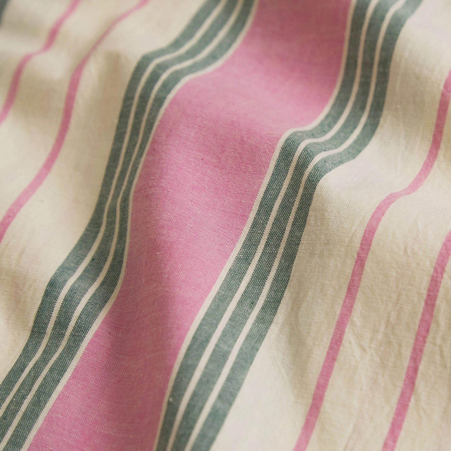 Brigitte Cotton Quilt Cover - Fuchsia