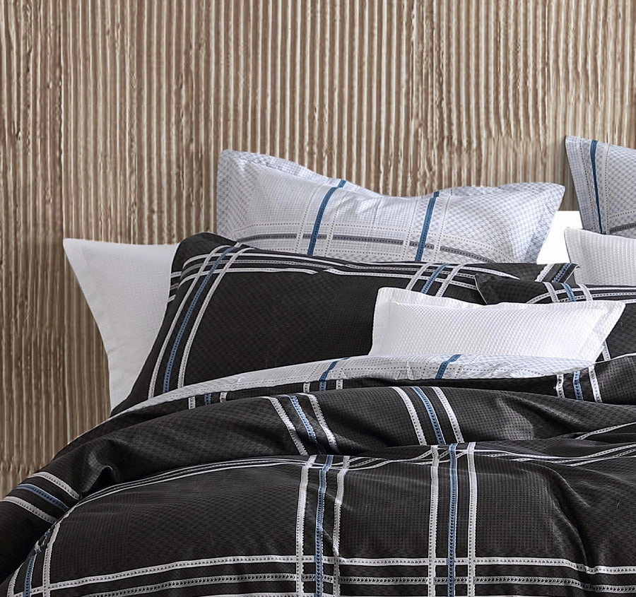 Charlie Quilt Cover Set Range Black