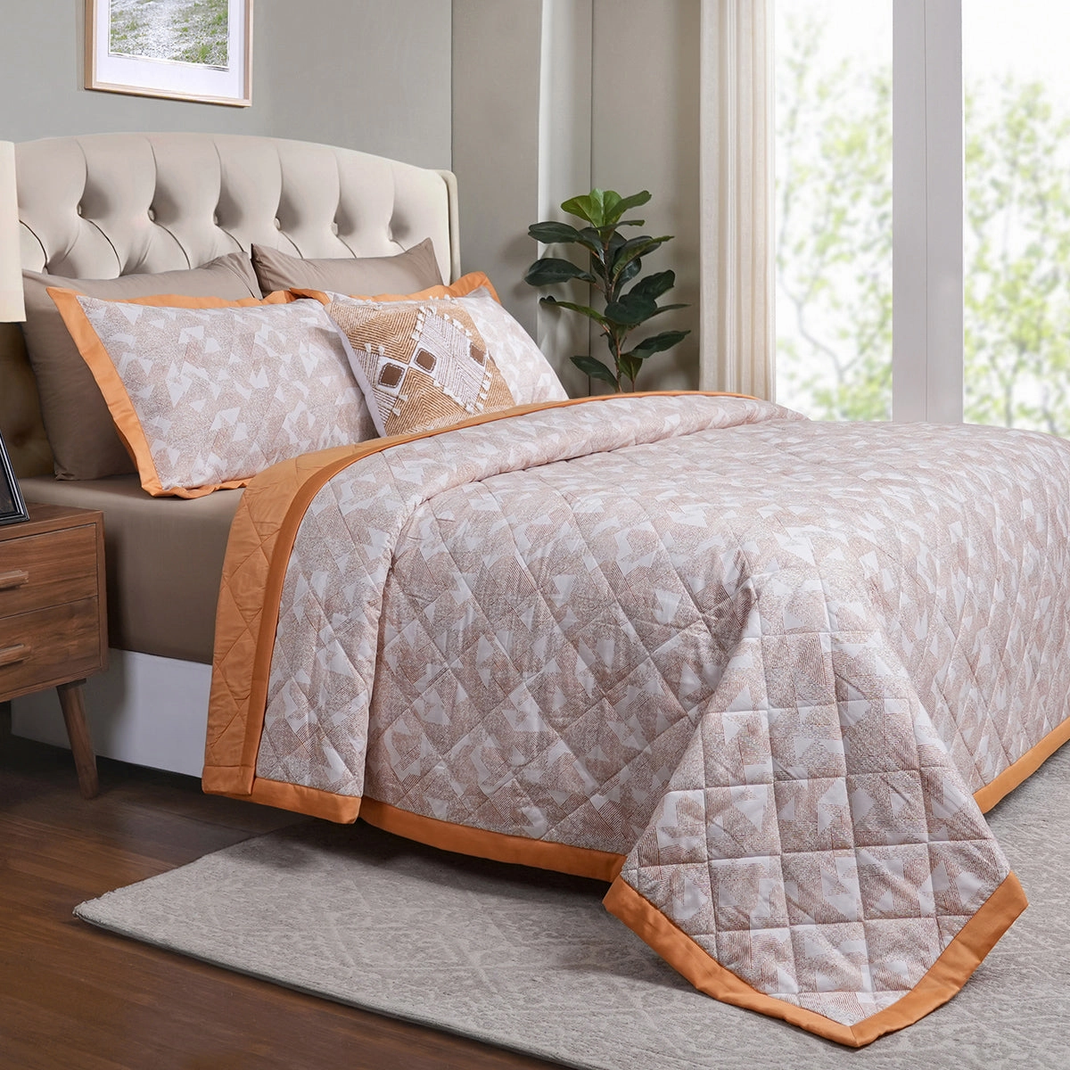 Eclectic Geo Triangle Rust 8pcs Quilt/Quilted Bed Cover