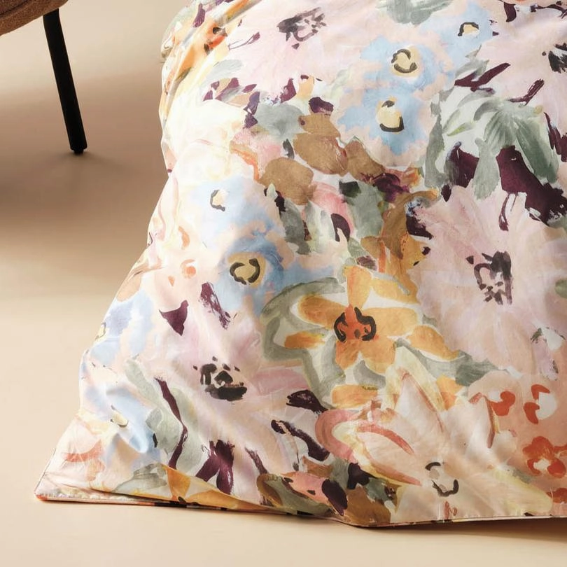 Fergie Peony Quilt Cover Set by Linen House