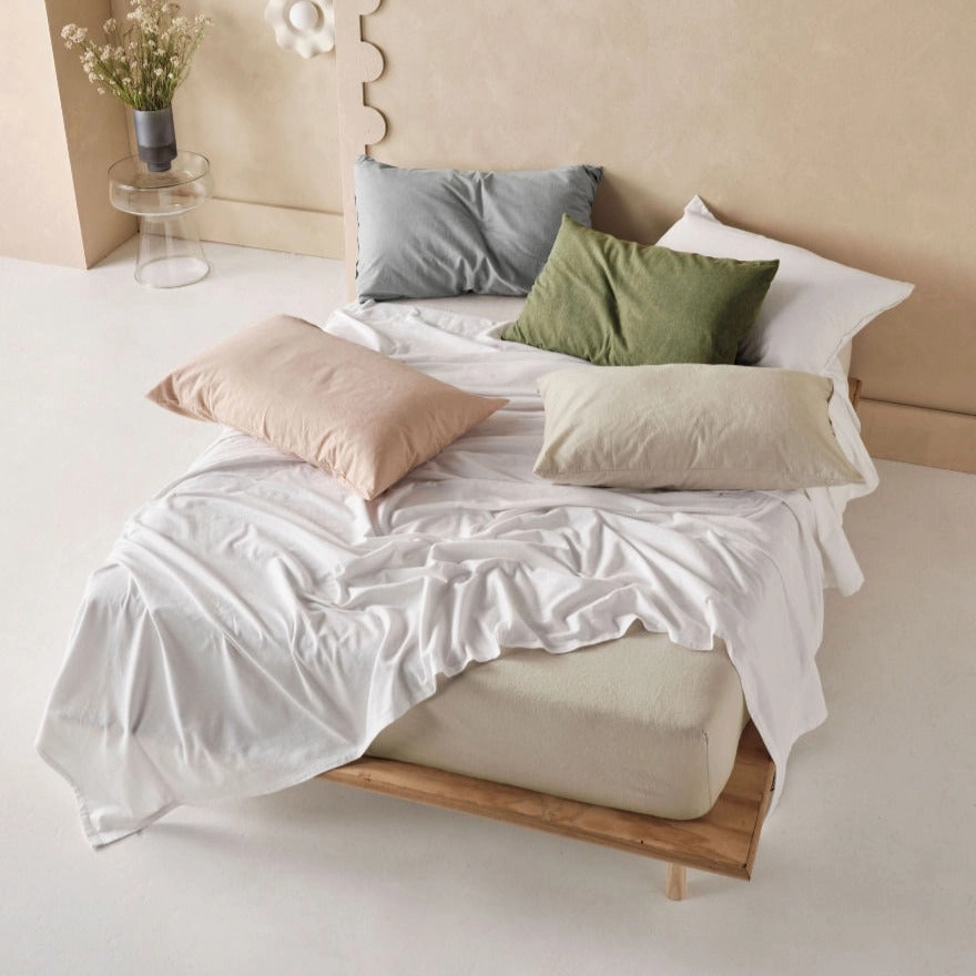 Flannelette Plain-Dyed White Sheet Set by LINEN HOUSE