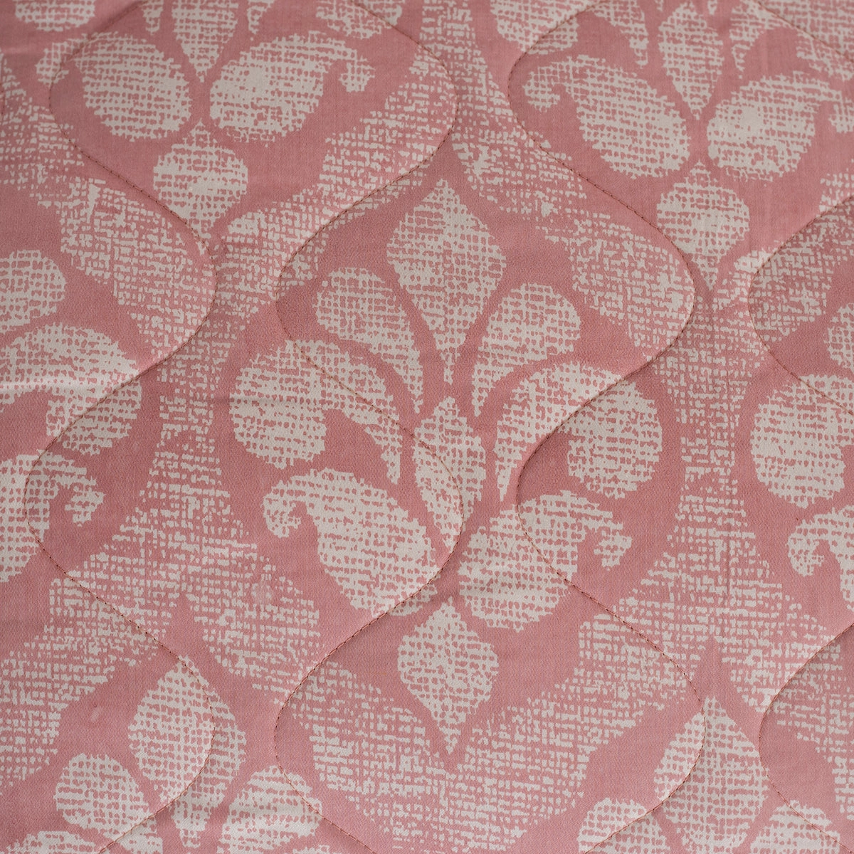 Folklore Transition Diamond Festivity Summer AC Quilt/Quilted Bed Cover/Comforter Peach
