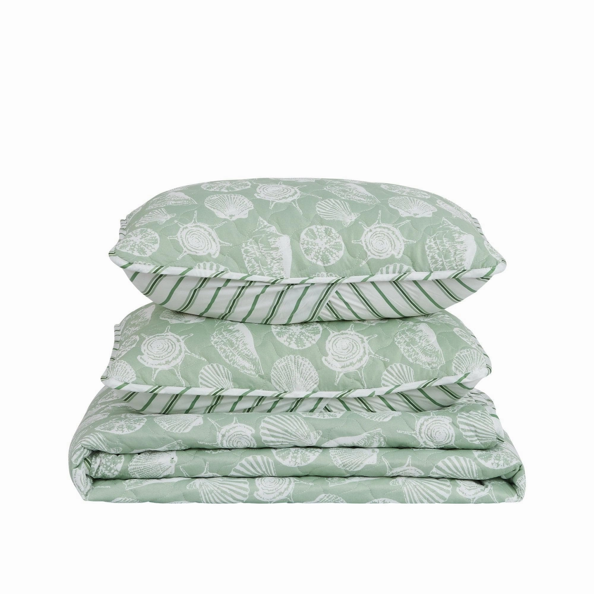 Green Seashell Quilt - Emerald Bay