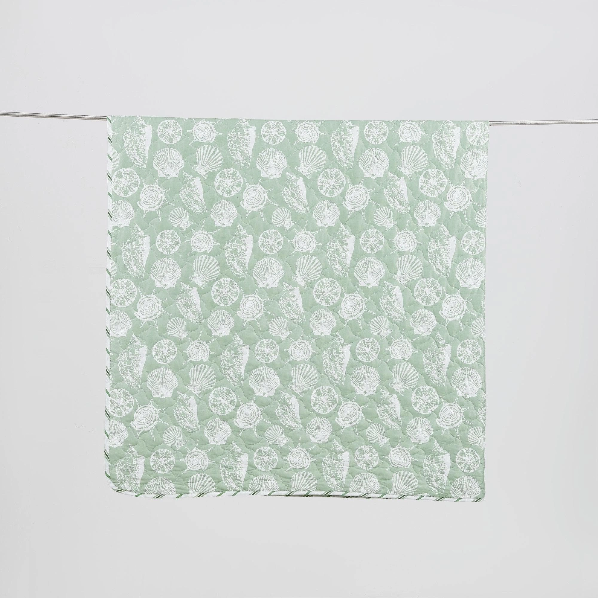 Green Seashell Quilt - Emerald Bay