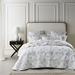 Leona Bedspread Set White