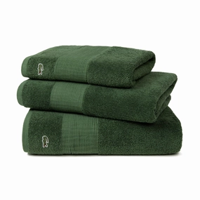LLECROCO Vert 600gsm Bath Towel Collection by Lacoste