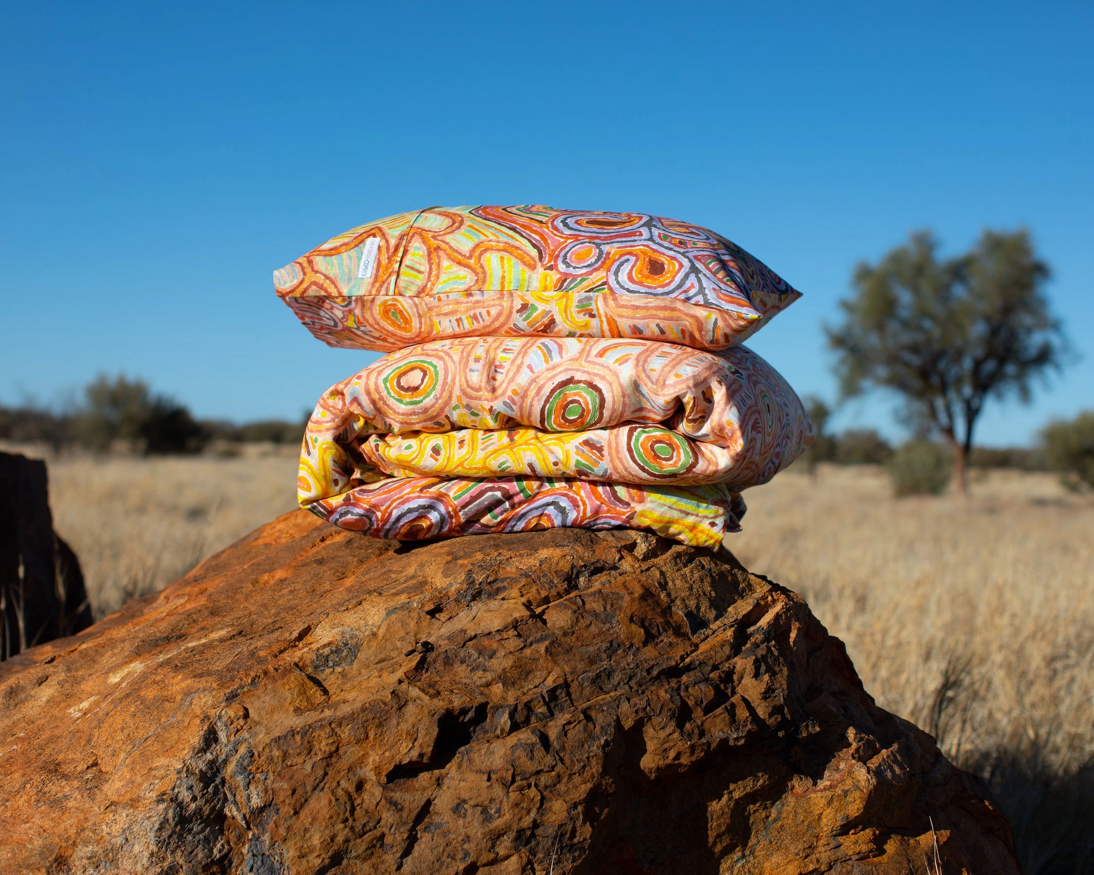 Ngayuku Ngura Linen Pillowcase Set
