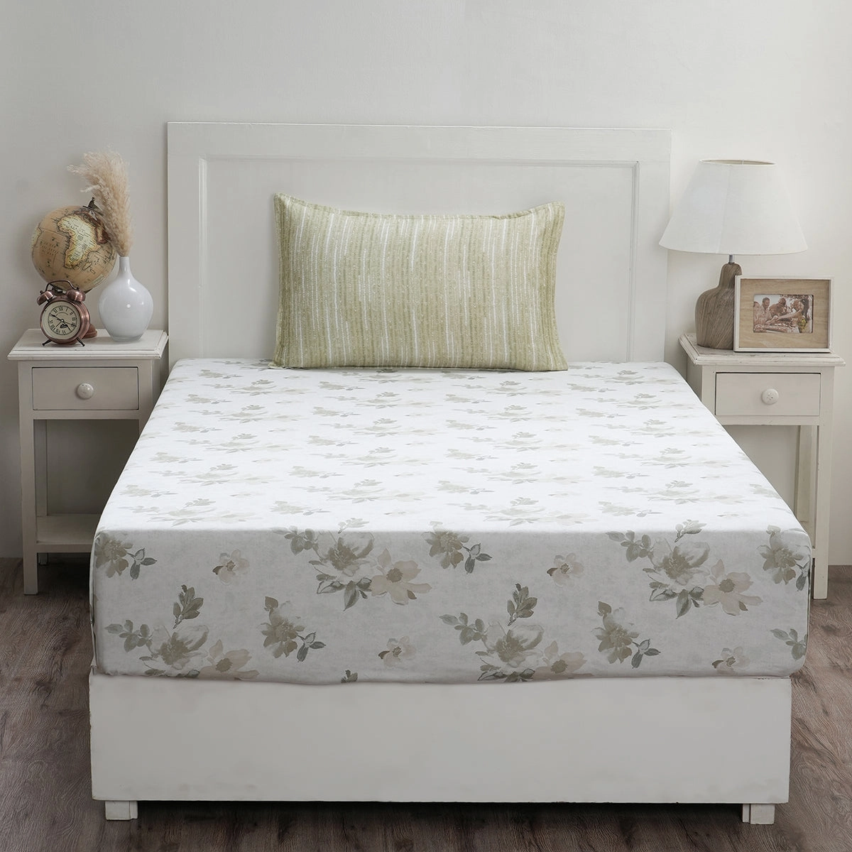 Optimist Bloom 300 TC Everly 100% Cotton Printed Fitted Sheet With Pillow Cover