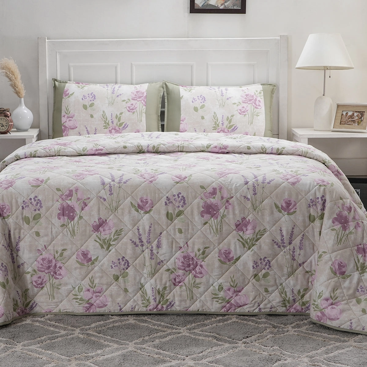 Optimist Bloom Soft Rose 4PC Quilt/Quilted Bed Cover Set