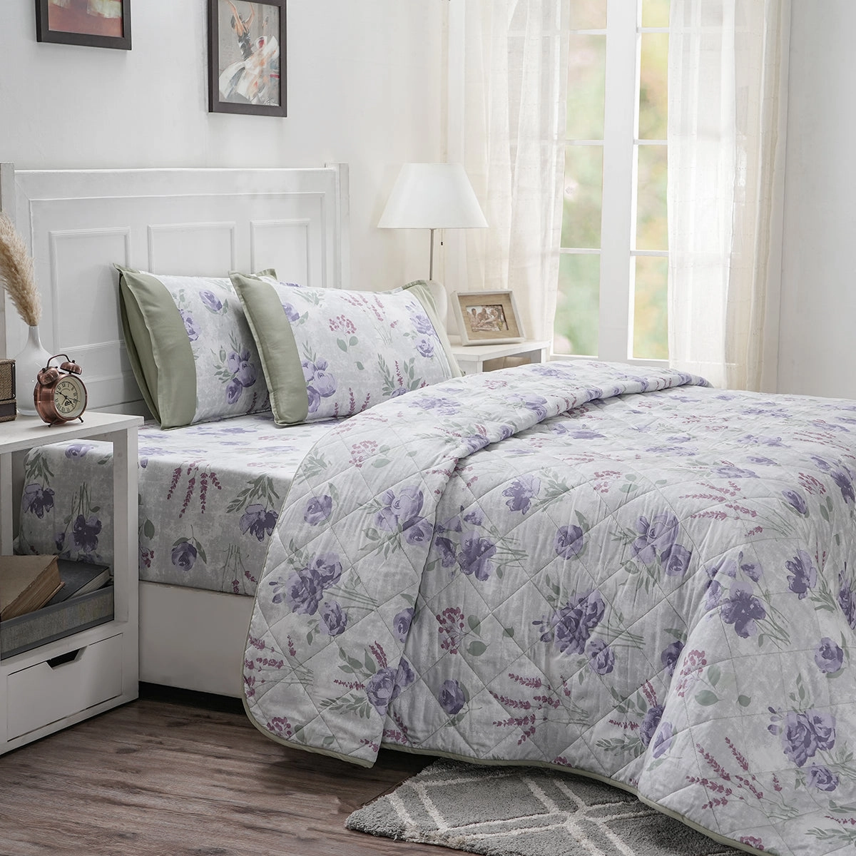 Optimist Bloom Soft Rose 4PC Quilt/Quilted Bed Cover Set