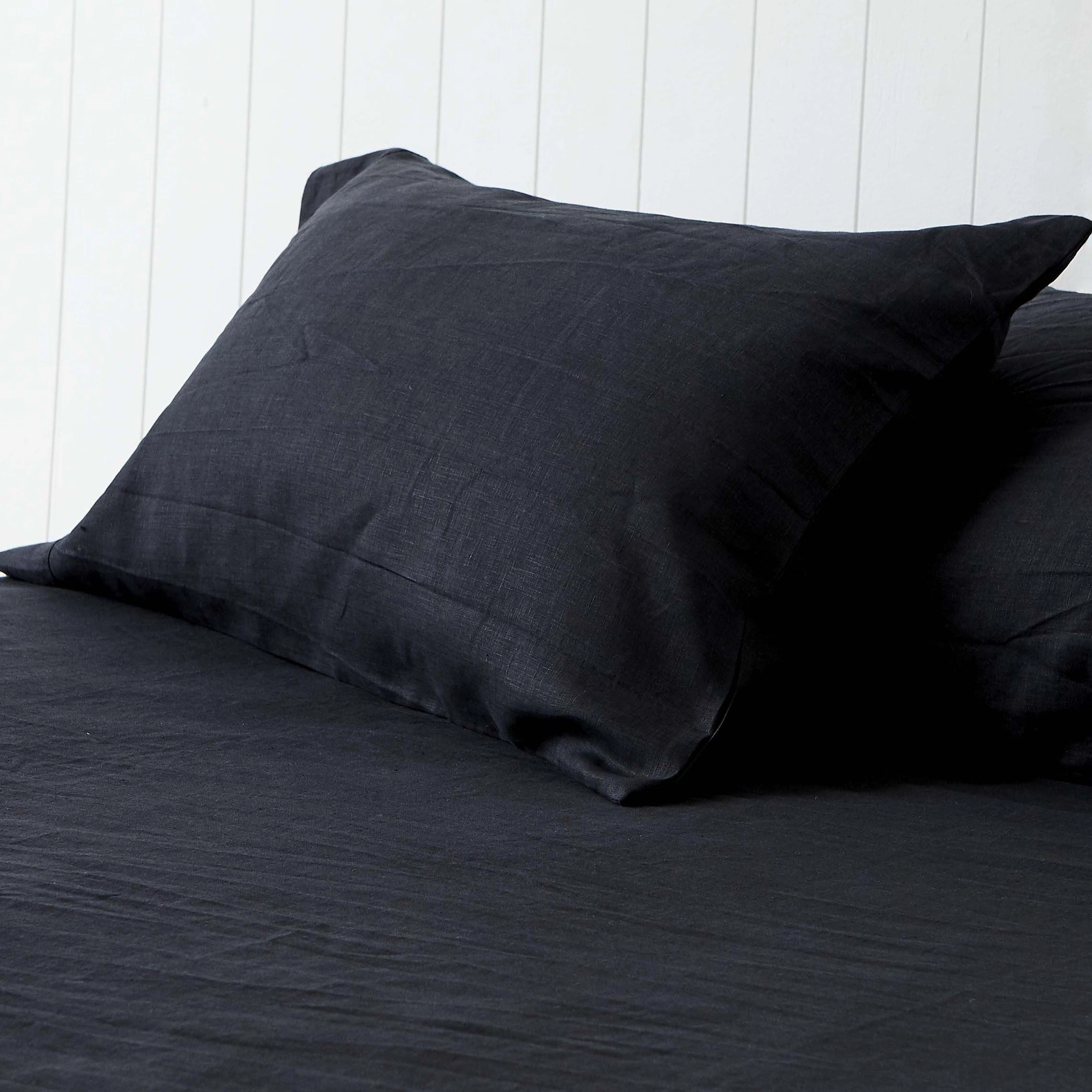 Pure Linen Quilt Cover Set - Darkest Hour