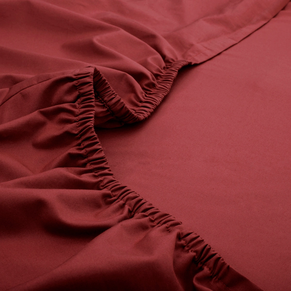 Slumber Plain Easy Care Percale 100% Cotton Cinnabar Fitted Sheet
