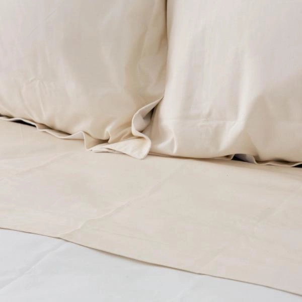 Soft Percale Cot Sheet Set in Natural